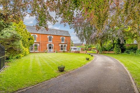 6 bedroom house for sale, Clark Lane, Tuxford, Newark