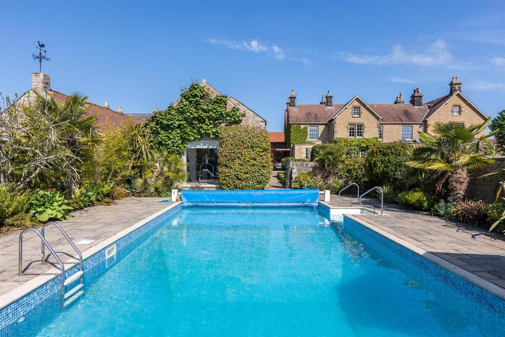 Courtyard Pool