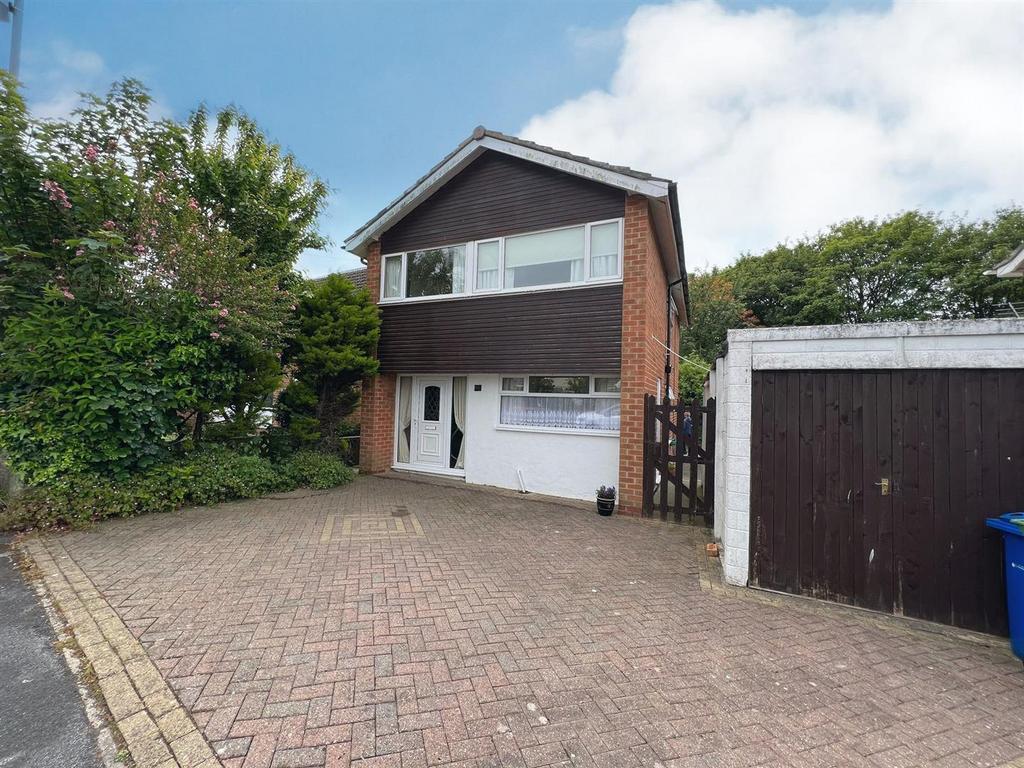 Stanley Avenue, Hornsea HU18 4 bed detached house for sale £259,950