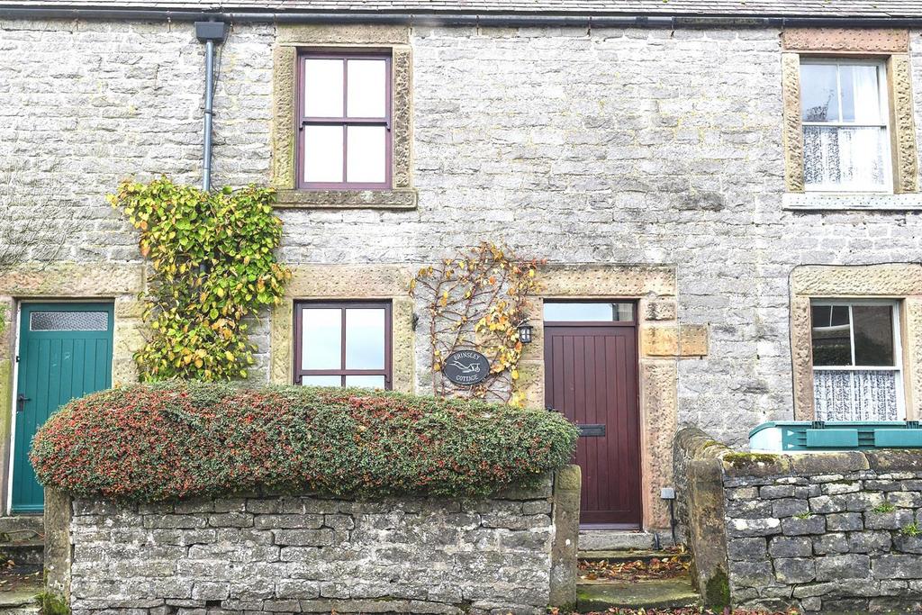 Church Street, Monyash, Bakewell 2 bed cottage £975 pcm (£225 pw)