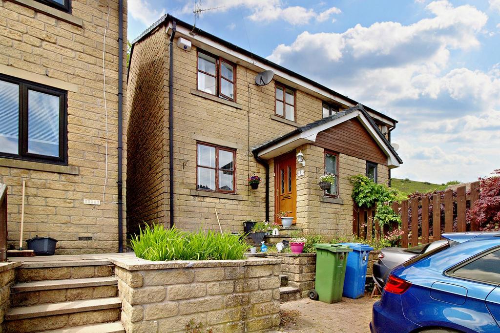 Limefield, Mossley... 3 bed semidetached house £189,000