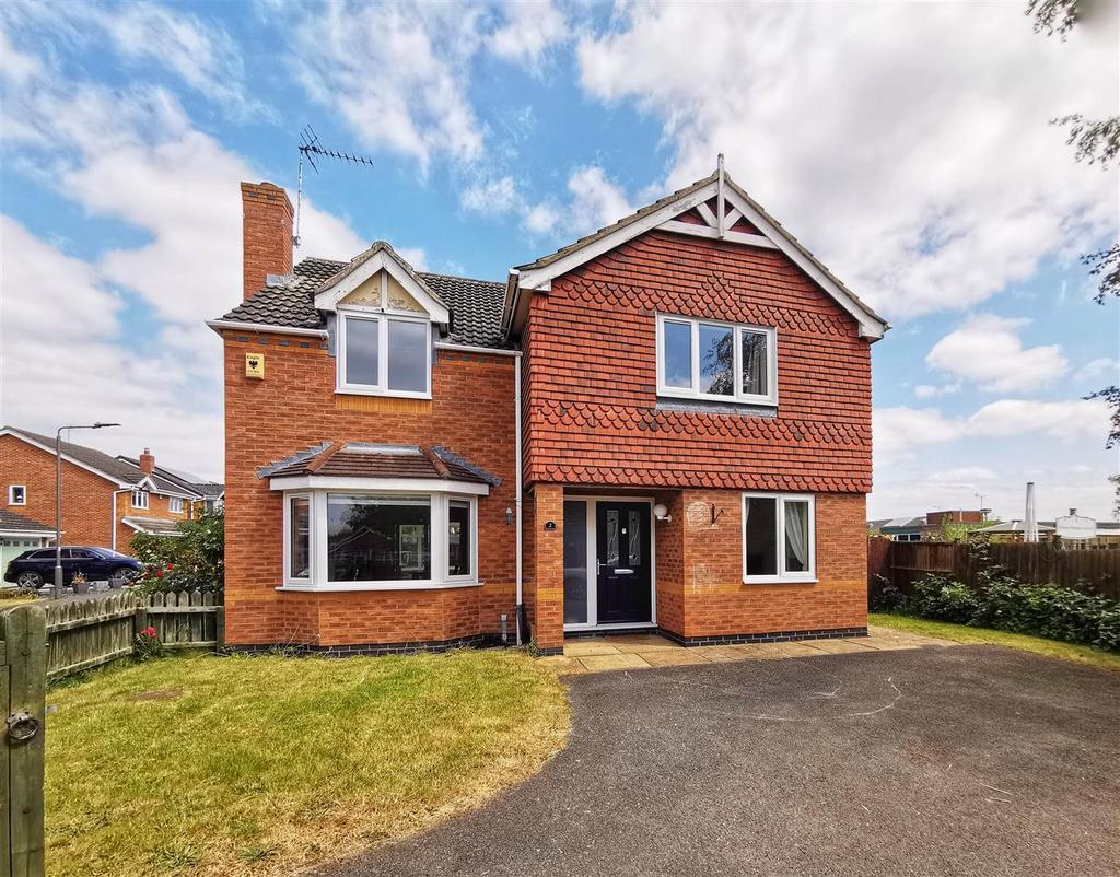 Peacroft Court, Hilton, Derby 4 bed detached house for sale £425,000