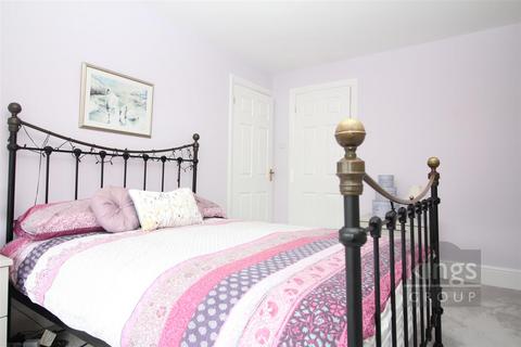 11 Deer Park, Harlow, CM19 4LD