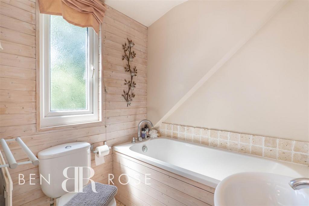 Master Ensuite
