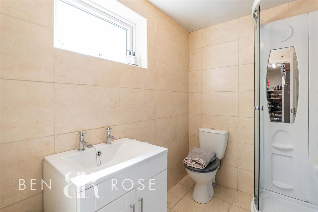 Ensuite