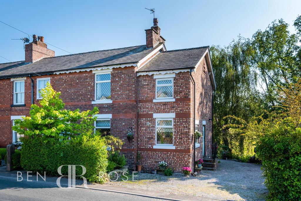 Smithy Lane, Mawdesley, Ormskirk 3 bed end of terrace house for sale