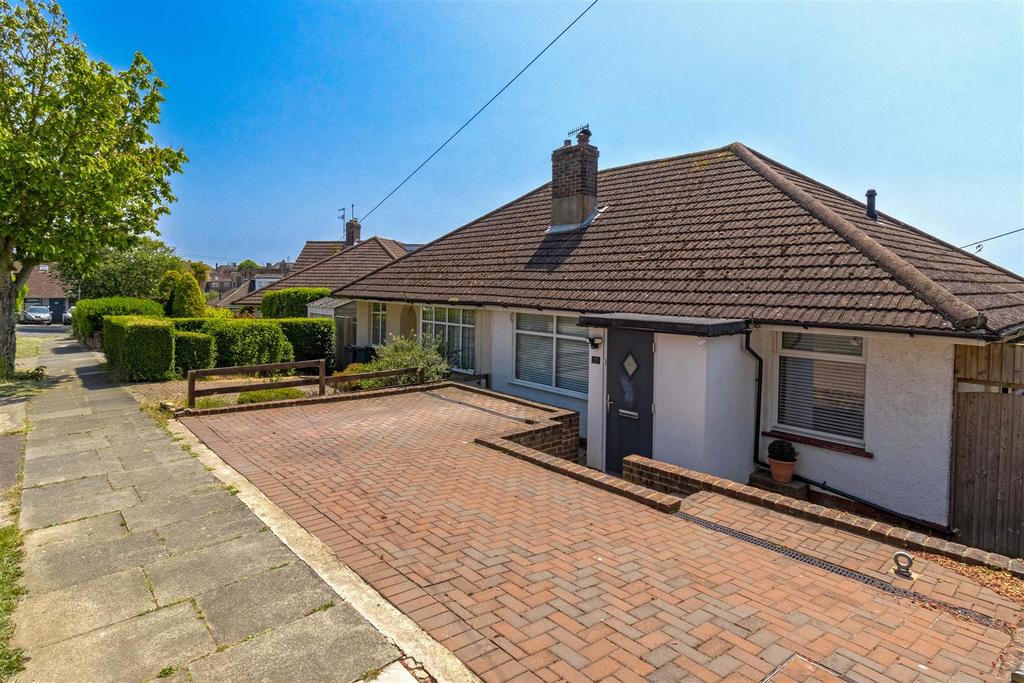 Gleton Avenue, Hove 2 bed bungalow for sale £450,000