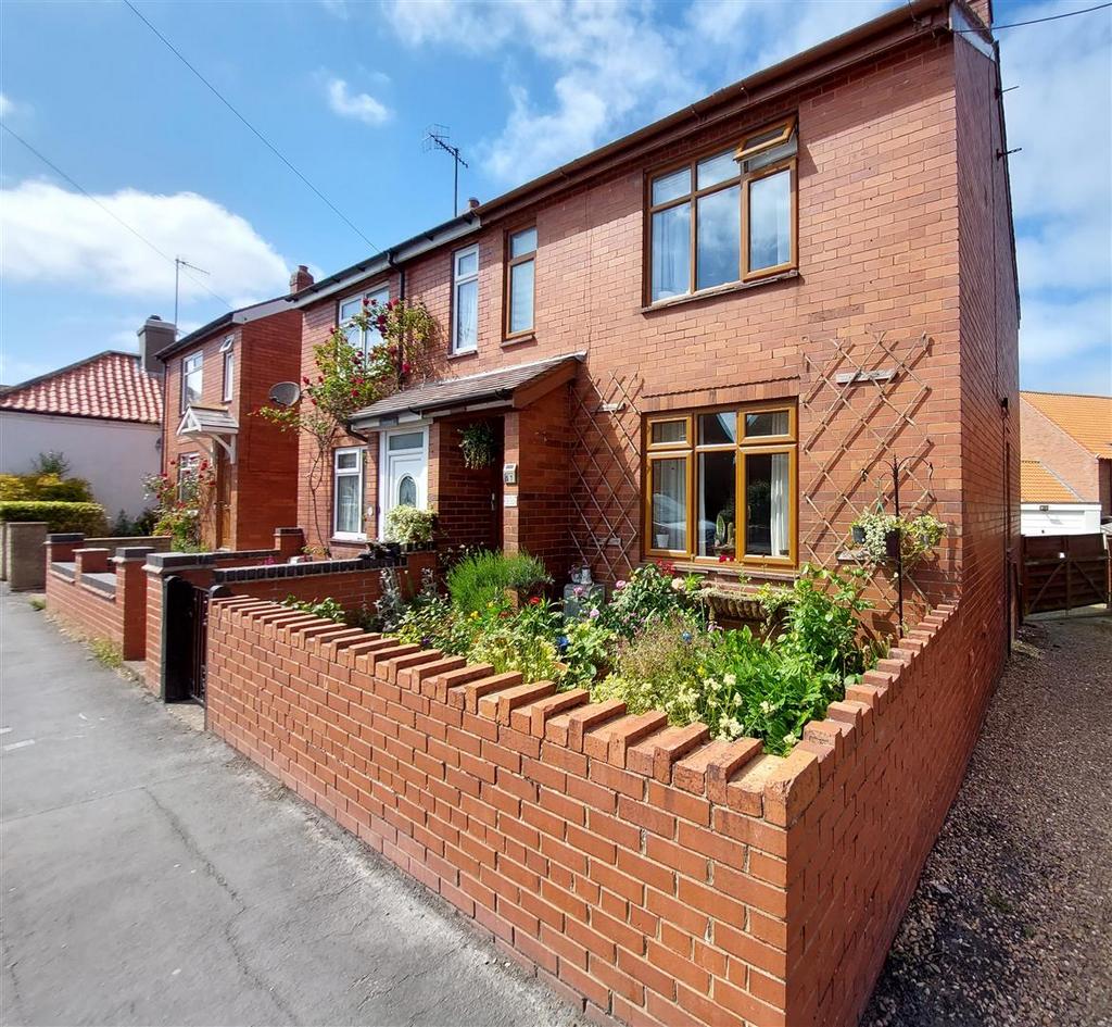 Stonegate, Hunmanby, Filey 3 bed semidetached house for sale £190,000
