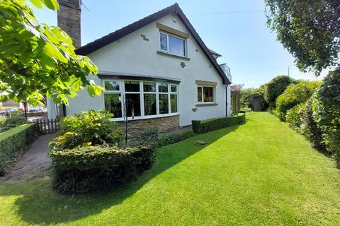 4 bedroom detached bungalow for sale, Coastal Road, Burniston, Scarborough