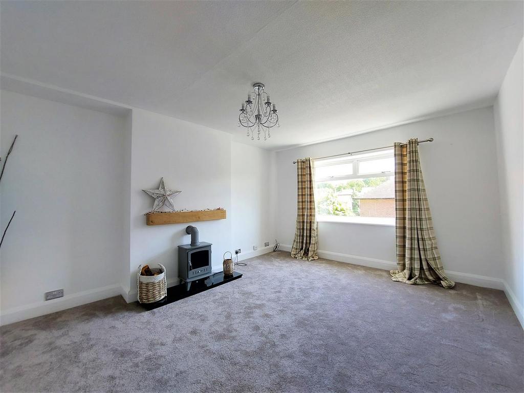 Westwood Gardens, Scarborough 2 bed property £110,000