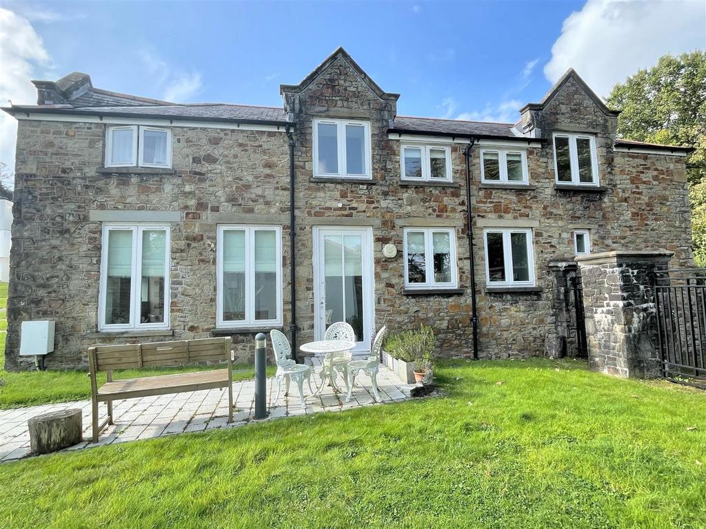 Castle View, Blackpill, Swansea 3 bed end of terrace house for sale £