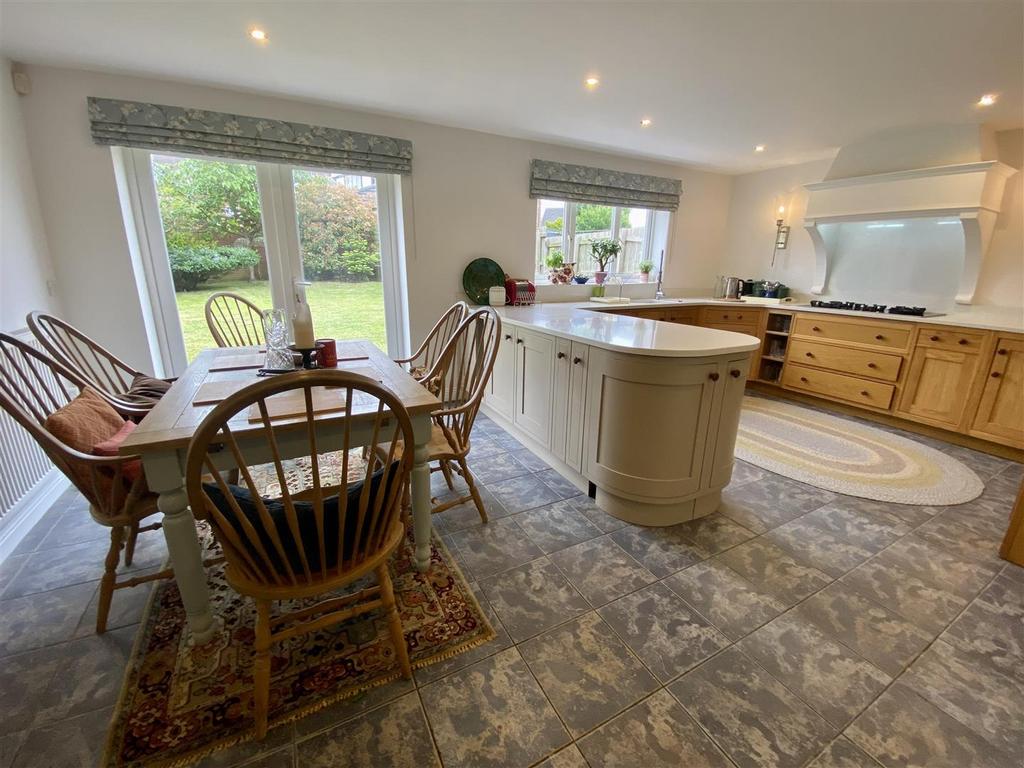 Breakfast Kitchen