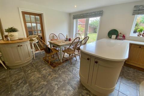3 Barnton Edge, Stone, ST15 8ZR