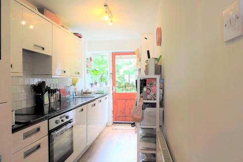 2a Mandeville Road, Enfield, EN3 6SN