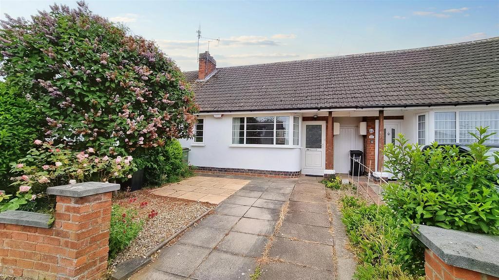 Elizabeth Drive, Oadby 1 bed bungalow for sale £190,000