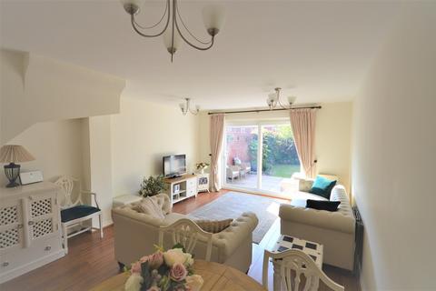 3 bedroom end of terrace house for sale - Murdoch Drive, Kingswinford, DY6