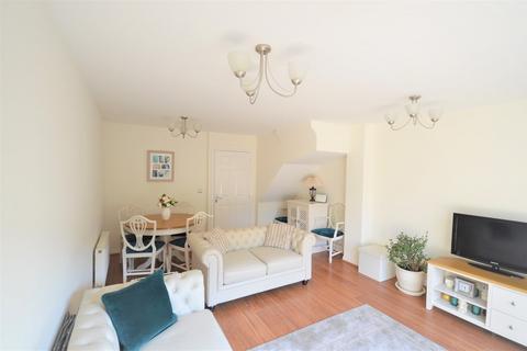 3 bedroom end of terrace house for sale - Murdoch Drive, Kingswinford, DY6