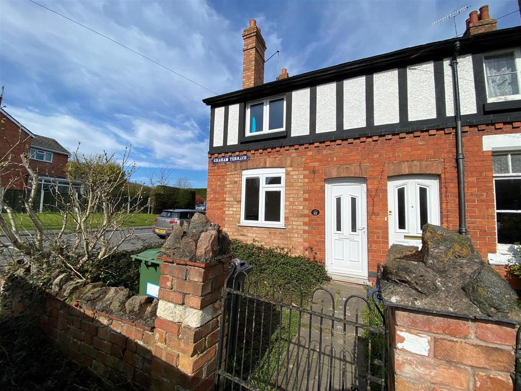 Madresfield Road, Malvern 2 bed end of terrace house £175,000