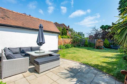 4 bedroom semi-detached house for sale, Princes Avenue, Petts Wood East