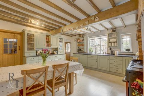 The Cottage Bradleys Yard, Plumtree, Nottingham, NG12 5NR