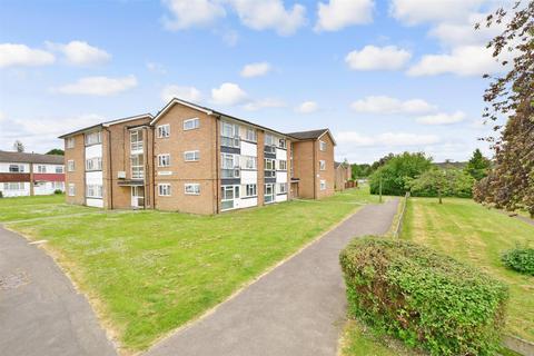 1 bedroom apartment for sale, Castle Drive, Reigate, Surrey