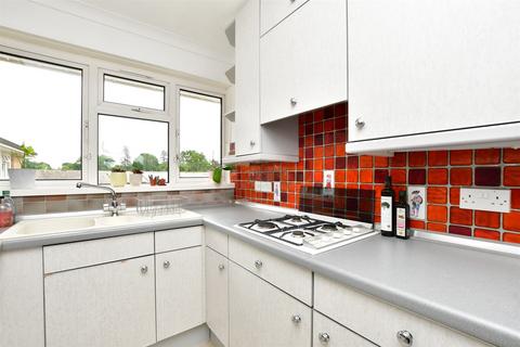 1 bedroom apartment for sale, Castle Drive, Reigate, Surrey