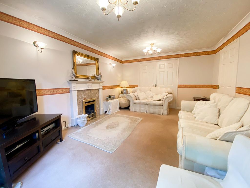 Willow Grove, Mountsorrel, LE12 4 bed detached house for sale £365,000