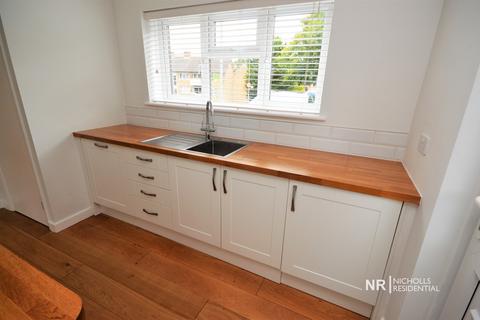 39 Garrison Lane, Chessington, KT9 2LJ