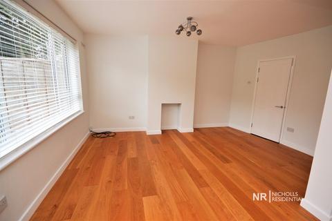 39 Garrison Lane, Chessington, KT9 2LJ