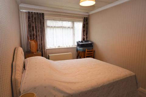 46 Castle Road, Epsom, KT18 7NZ