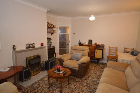 46 Castle Road, Epsom, KT18 7NZ