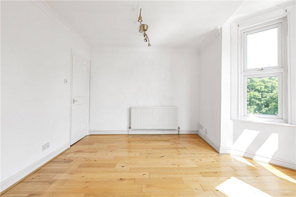 Apartment in London, Wandsworth - View 5