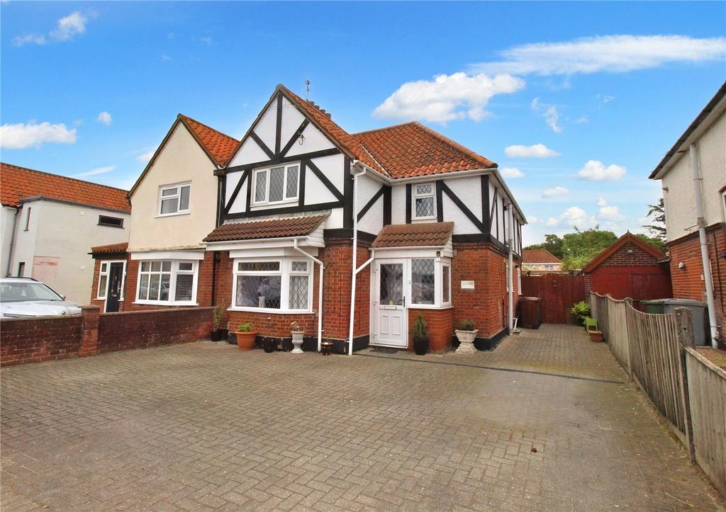 Cromer Road, Hellesdon, Norwich, Norfolk, NR6 3 bed semidetached house for sale £325,000