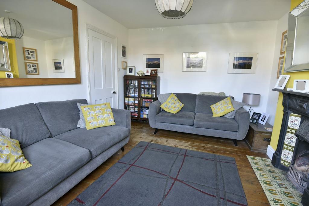 Oakfield Road, Frome, BA11 3 bed end of terrace house £475,000