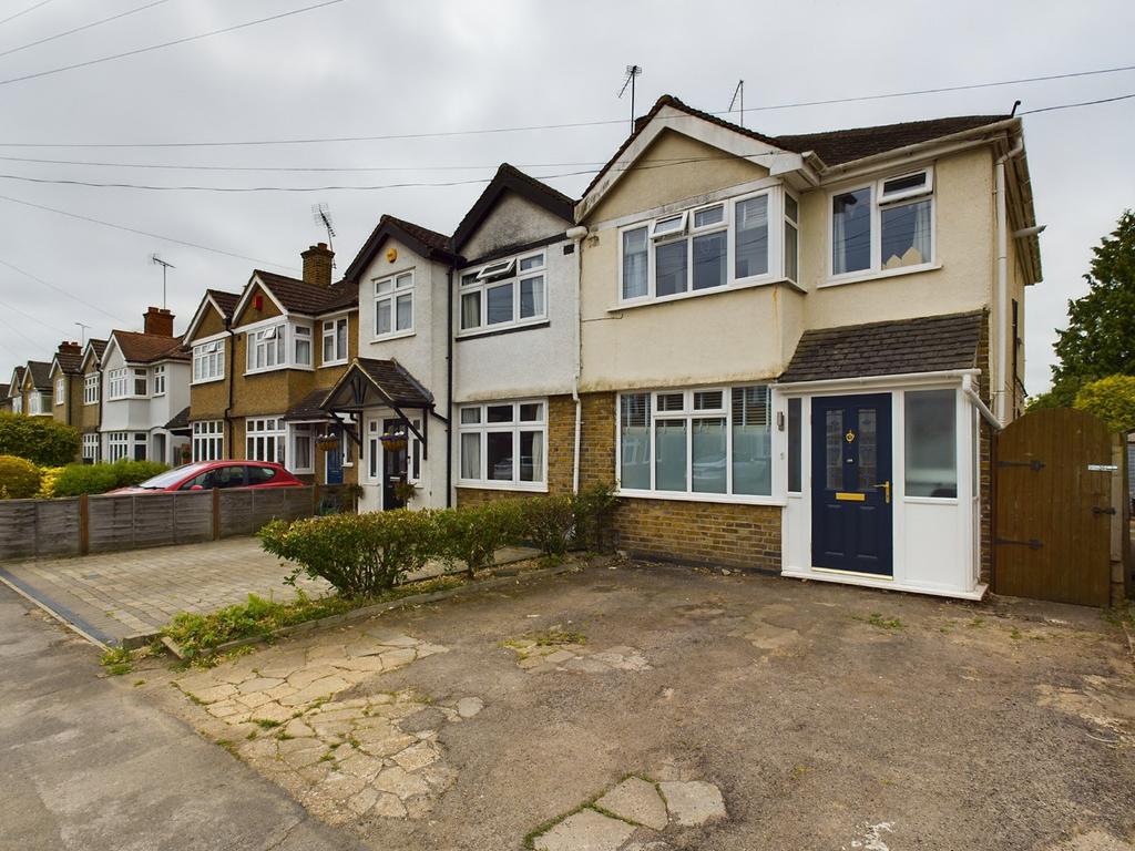 Malvern Way, Croxley Green 3 bed semidetached house £600,000