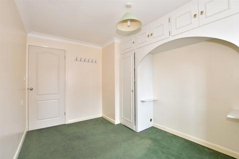2 bedroom flat for sale, Eastwood Road, Bramley, Guildford, Surrey