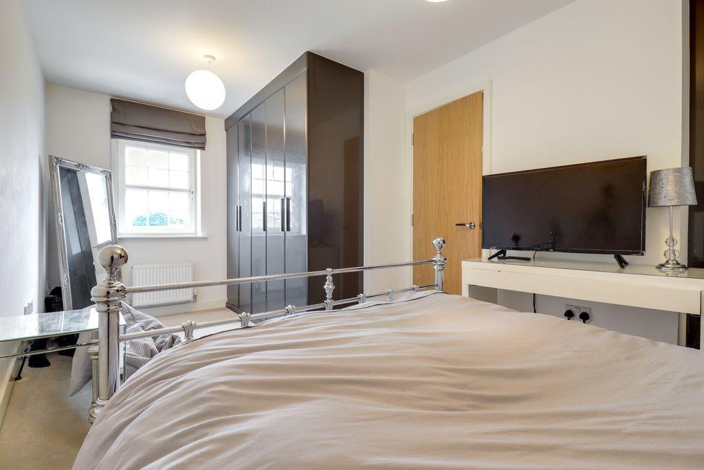 Bedroom 1 (Double)