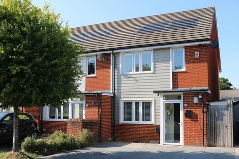 Hanbury Lane, Haywards Heath, RH16