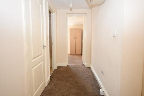 1 bedroom flat to rent, High Road Leytonstone, London, E11