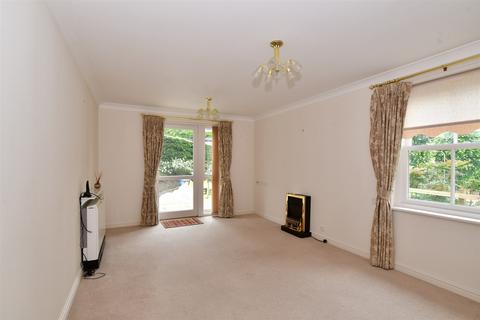 1 bedroom ground floor flat for sale, Glen View, Gravesend, Kent