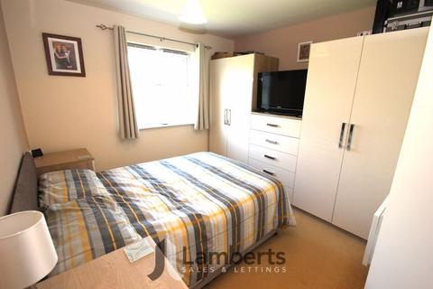 10 Gloucester Close, Redditch, B97 6AH