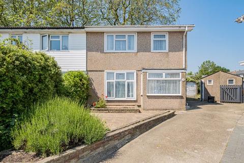 12 Boniface Gardens, Harrow, HA3 6PH