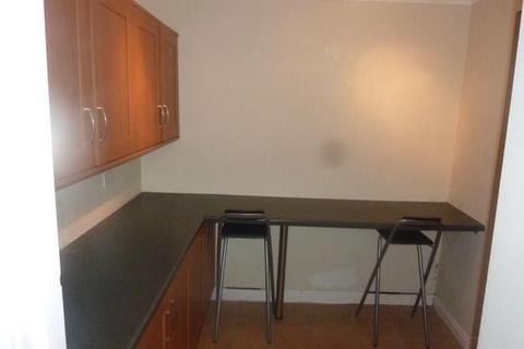 3 bedroom terraced house to rent, The Avenue, Pontycymer, Bridgend