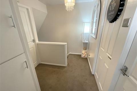 15 Greenfinch Close, Brinsworth, Rotherham, S60 5LW