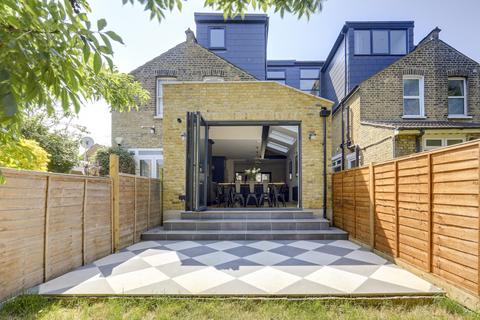 158 Fernbrook Road, London, SE13 5NH