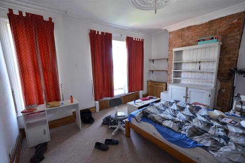 337 Aylestone Road, Leicester, LE2 7QL
