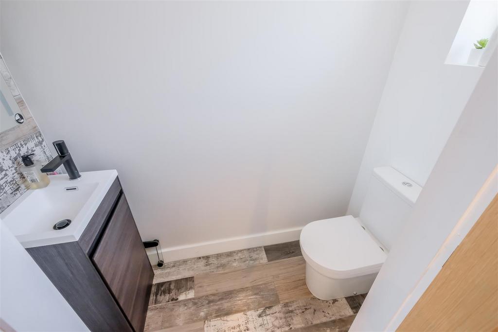Groundfloor WC