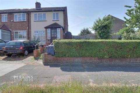 135 Ferrymead Avenue, Greenford, UB6 9TN