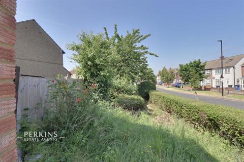 135 Ferrymead Avenue, Greenford, UB6 9TN