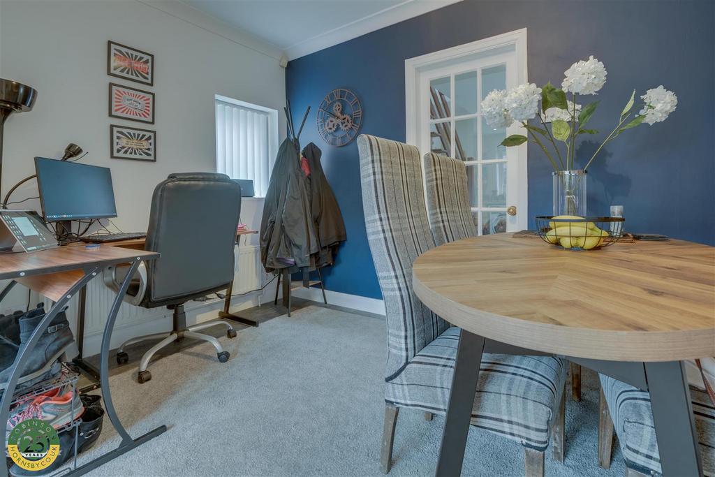Dining Room 2.jpg